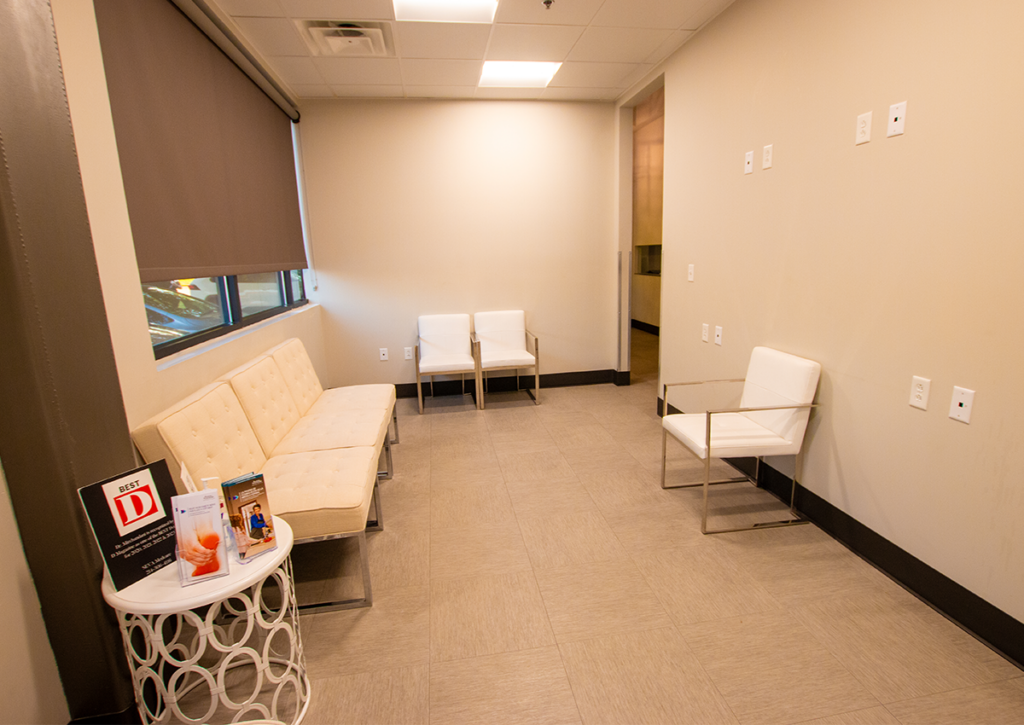 Lakepointe_0003_Lakepoint-Medical-Center-241